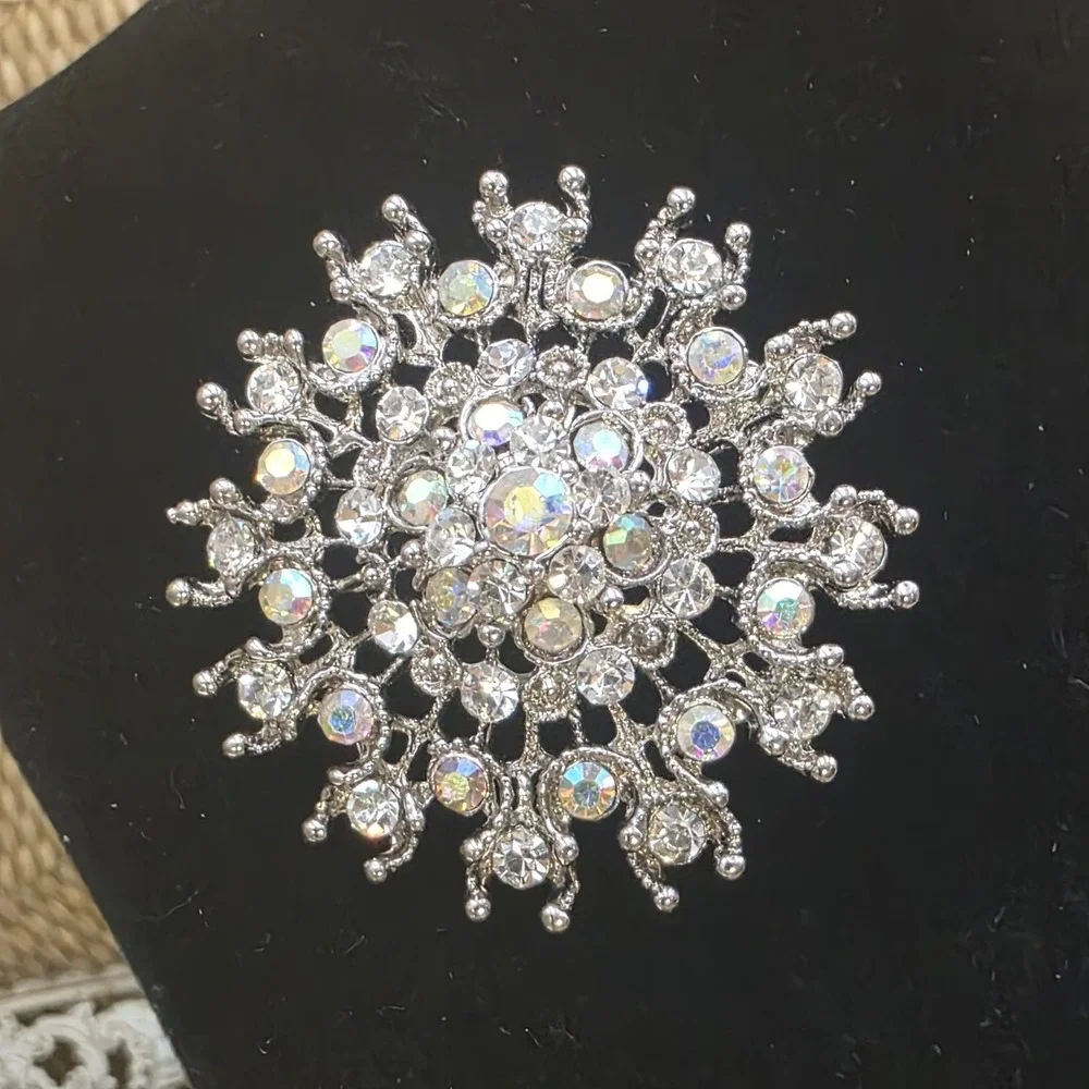 Vintage Clear & Iridescent Rhinestone Silvertone Brooch Pin *Loop For Pendant 2